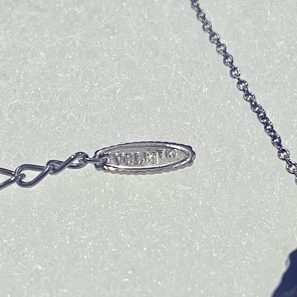 ☃️ Vintage VCLM Necklace - Picture 9 of 13